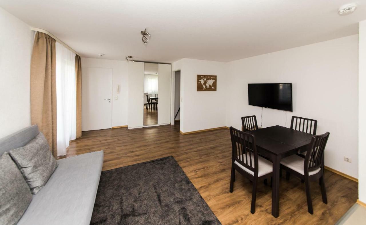 Outlet-Apartment Metzingen เมทซิงเงน ภายนอก รูปภาพ